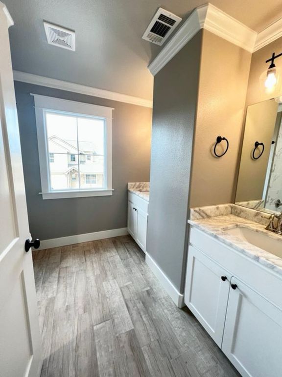 Image 29 of property listing at 1958 Beaty Rd, San Angelo, TX 76904