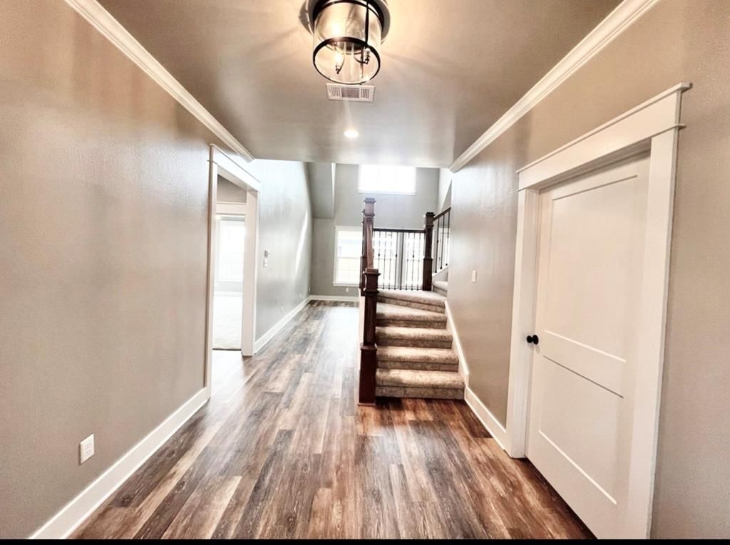 Image 4 of property listing at 1958 Beaty Rd, San Angelo, TX 76904