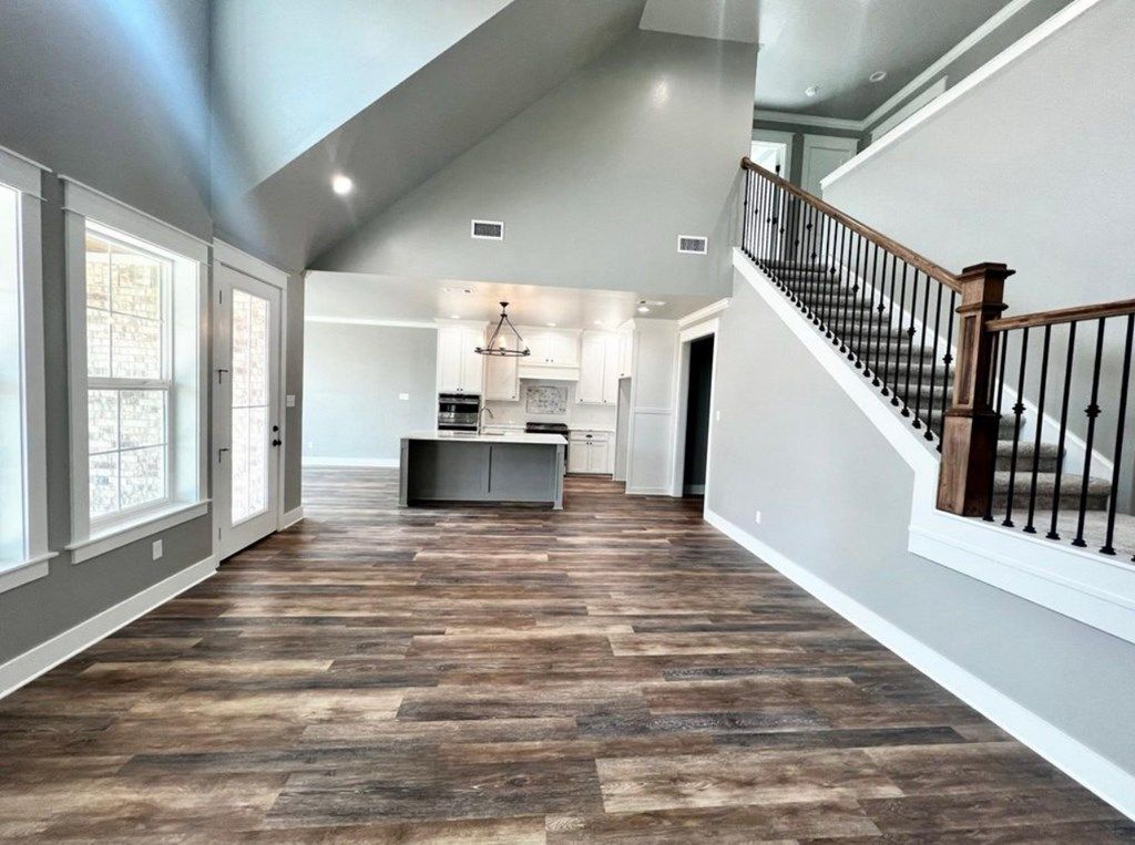 Image 6 of property listing at 1958 Beaty Rd, San Angelo, TX 76904