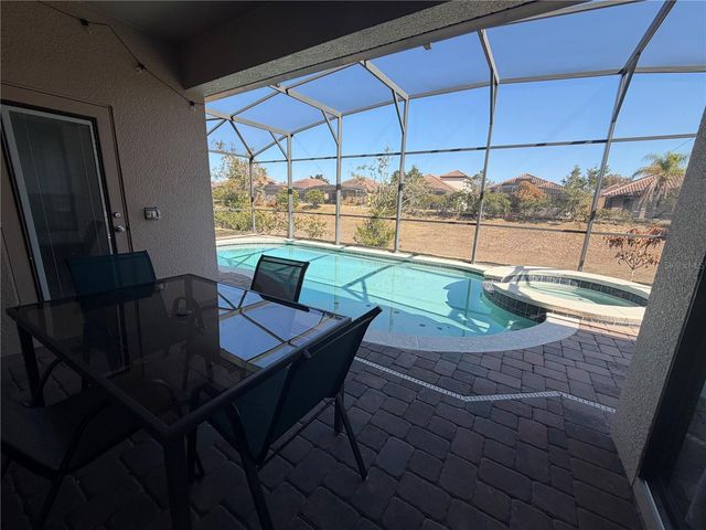 392 VILLA SORRENTO CIRCLE, Haines City, FL 33844