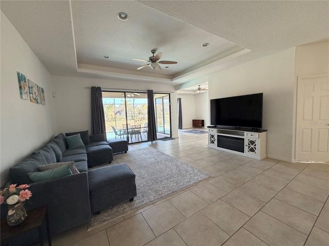 392 VILLA SORRENTO CIRCLE, Haines City, FL 33844