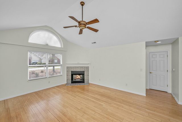 104 Ashley Villa Circle A, Charleston, SC 29414