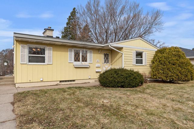 1511 Barclay Street, Saint Paul, MN 55106