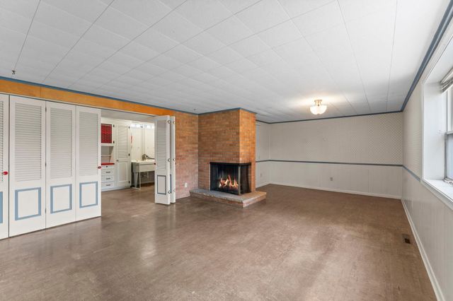 1511 Barclay Street, Saint Paul, MN 55106