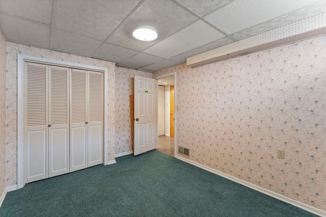 1511 Barclay Street, Saint Paul, MN 55106