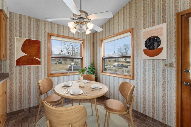 1511 Barclay Street, Saint Paul, MN 55106