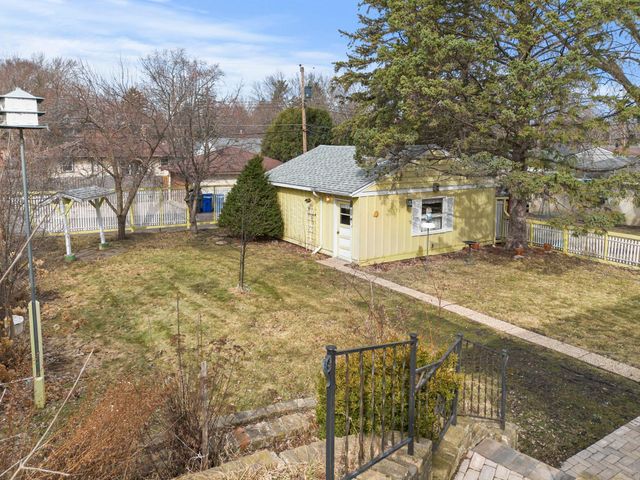 1511 Barclay Street, Saint Paul, MN 55106