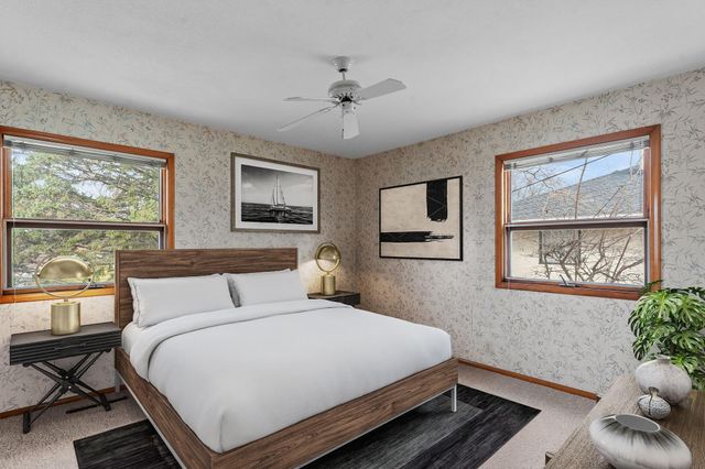 1511 Barclay Street, Saint Paul, MN 55106