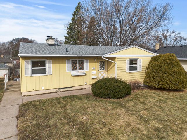 1511 Barclay Street, Saint Paul, MN 55106