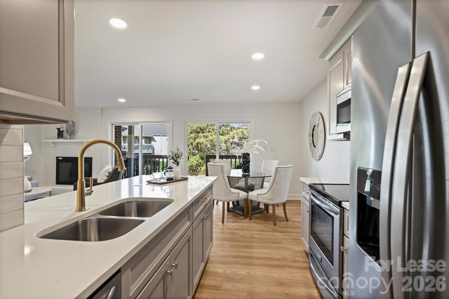 11141 Harrowfield Road, Charlotte, NC 28226