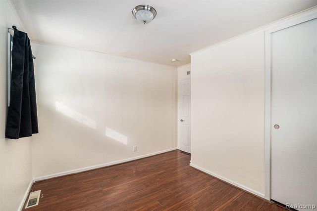 603 E Chelsea Circle, Davison, MI 48423