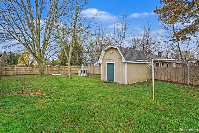 603 E Chelsea Circle, Davison, MI 48423