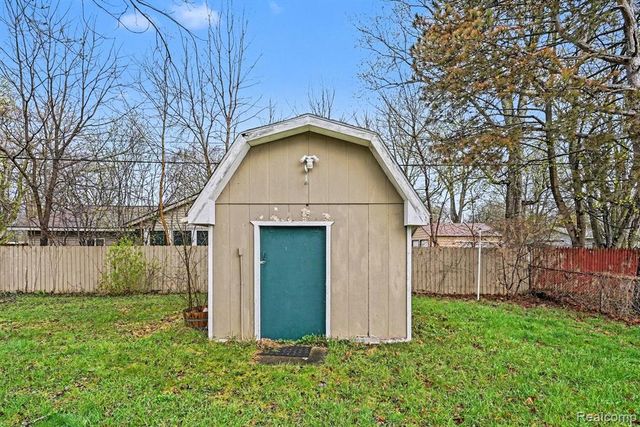 603 E Chelsea Circle, Davison, MI 48423