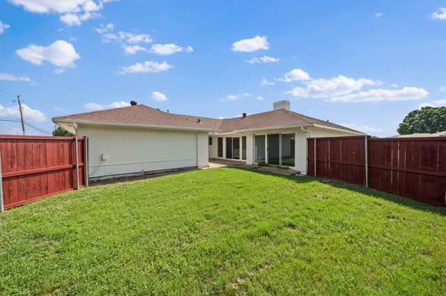 3002 University Drive, Plano, TX 75075