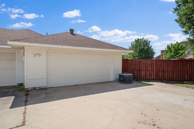3002 University Drive, Plano, TX 75075