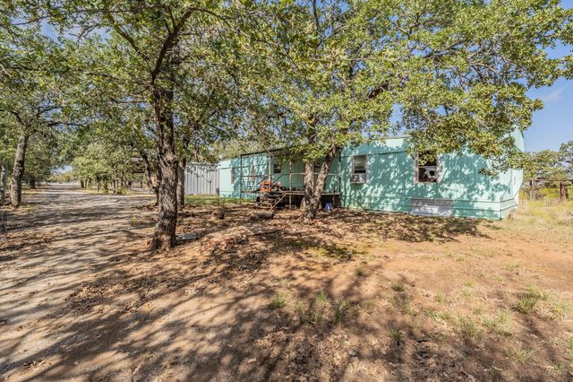 417 Wood River Road, Millsap, TX 76066
