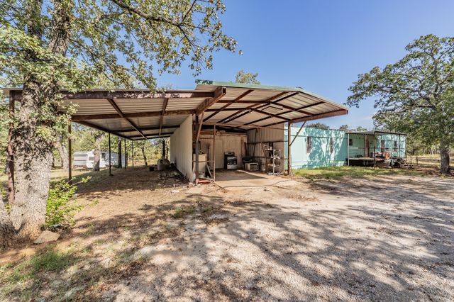 417 Wood River Road, Millsap, TX 76066