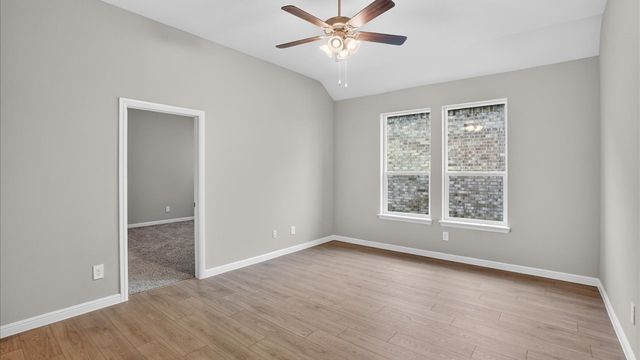 3309 SEASIDE Street, Grand Prairie, TX 76065