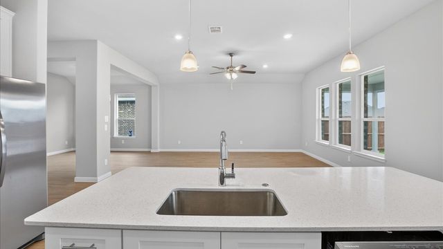 3309 SEASIDE Street, Grand Prairie, TX 76065