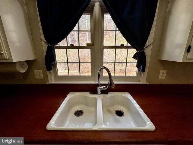 2455 HARPOON DR, Stafford, VA 22554