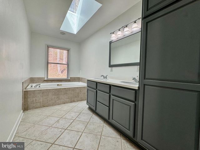 2455 HARPOON DR, Stafford, VA 22554