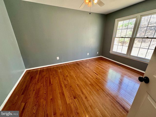 2455 HARPOON DR, Stafford, VA 22554
