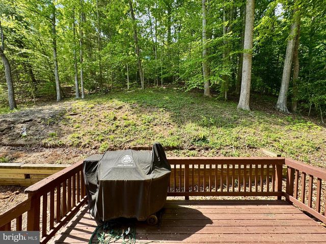 2455 HARPOON DR, Stafford, VA 22554