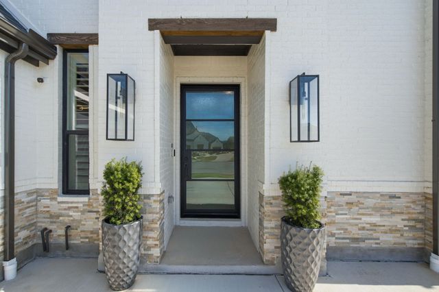 9128 Conejo Court, North Richland Hills, TX 76182