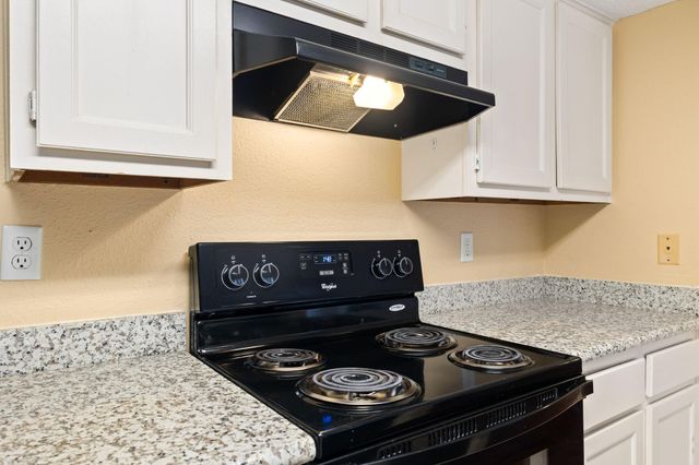 2300 Old Spanish Trail 2131, Houston, TX 77054