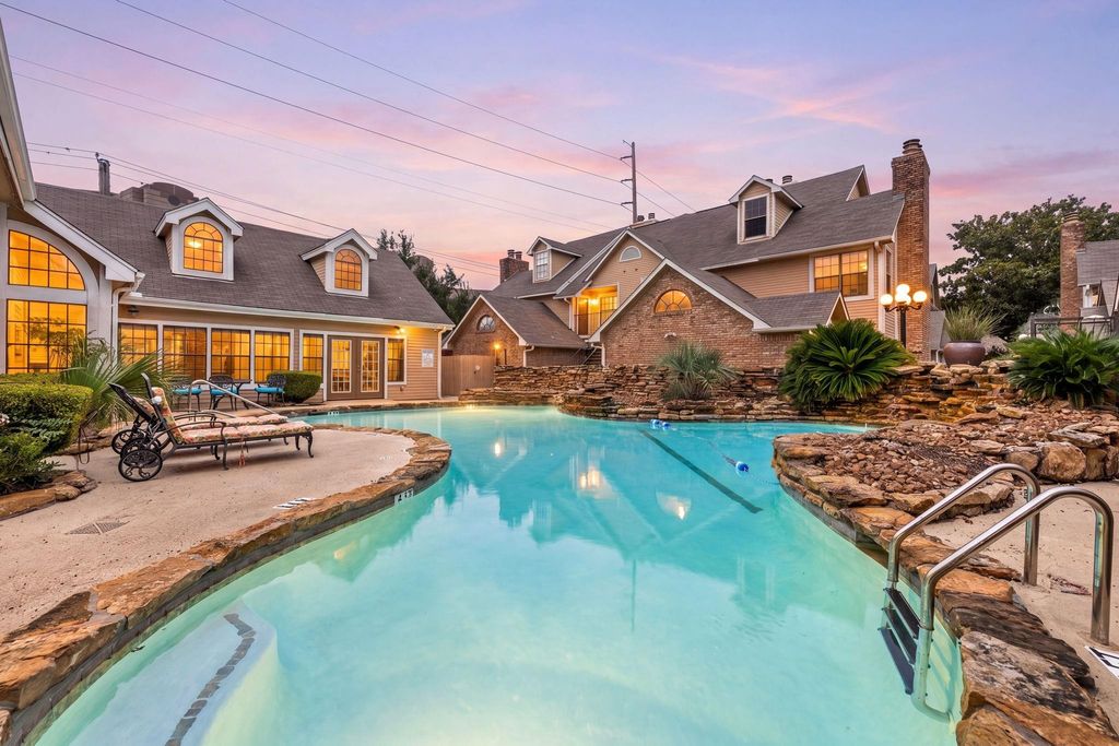 2300 Old Spanish Trail 2131, Houston, TX 77054