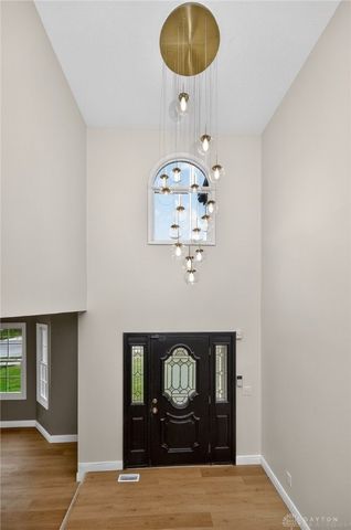 1826 Ashley Drive, Miamisburg, OH 45342