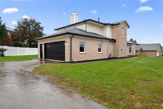 1826 Ashley Drive, Miamisburg, OH 45342