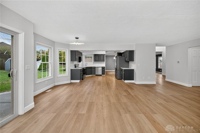 1826 Ashley Drive, Miamisburg, OH 45342