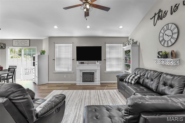 1955 Highway Z, Fredericktown, MO 63645