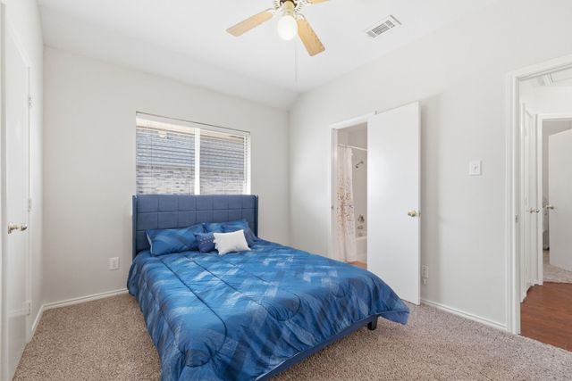 1302 Old Knoll Drive, Wylie, TX 75098