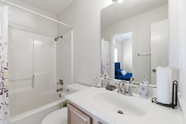 1302 Old Knoll Drive, Wylie, TX 75098