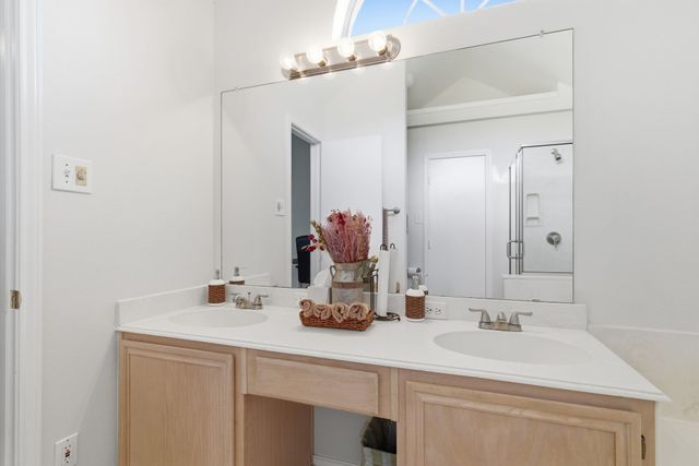 1302 Old Knoll Drive, Wylie, TX 75098