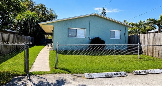 2411 Thomas Street, Hollywood, FL 33020