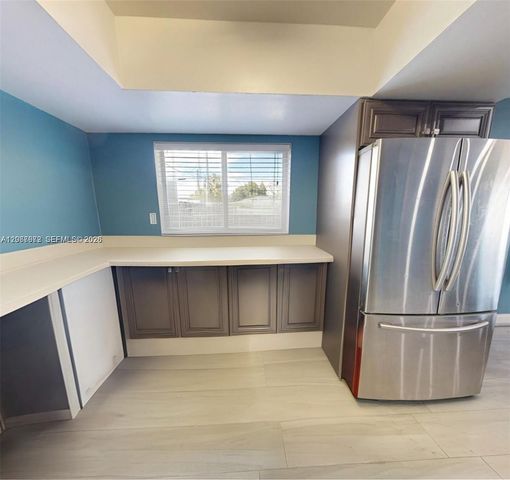 2411 Thomas Street, Hollywood, FL 33020