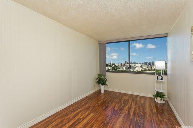 55 S Kukui Street D1714, Honolulu, HI 96813