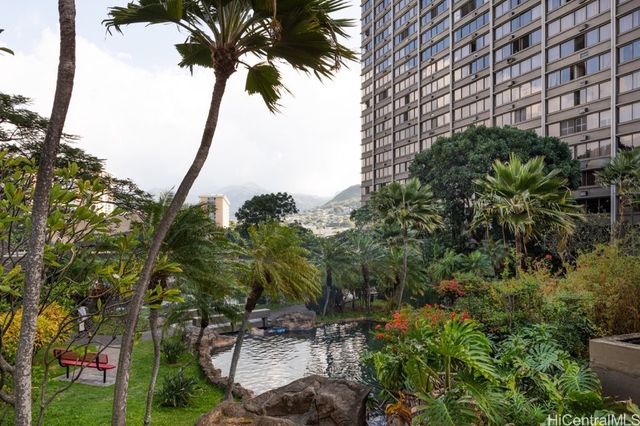 55 S Kukui Street D1714, Honolulu, HI 96813