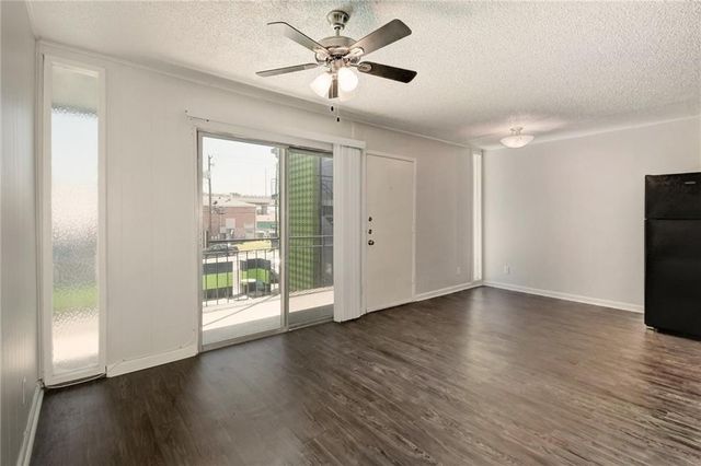 2900 Cole ST 210, Austin, TX 78705