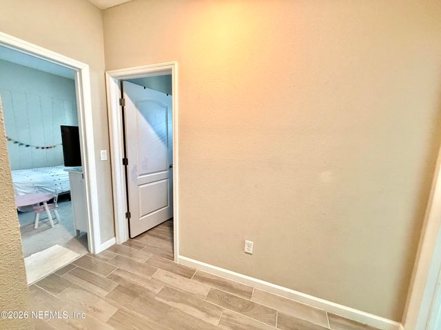 1615 MATHEWS MANOR Drive, Jacksonville, FL 32211