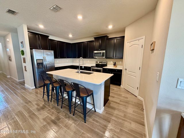 1615 MATHEWS MANOR Drive, Jacksonville, FL 32211