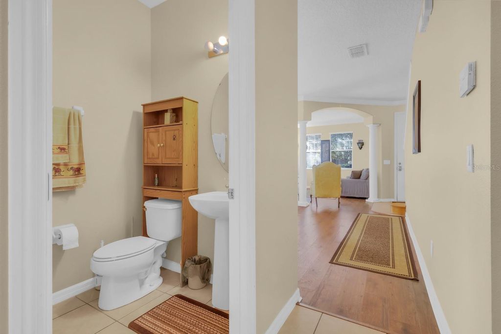 Image 14 of property listing at 4773 BLUE MAJOR DRIVE, Windermere, FL 34786