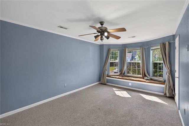 102 Heather Way Apt C, Yorktown, VA 23693