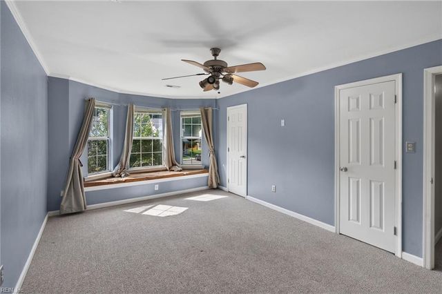 102 Heather Way Apt C, Yorktown, VA 23693
