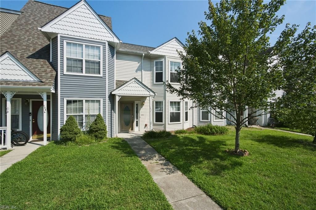 102 Heather Way Apt C, Yorktown, VA 23693