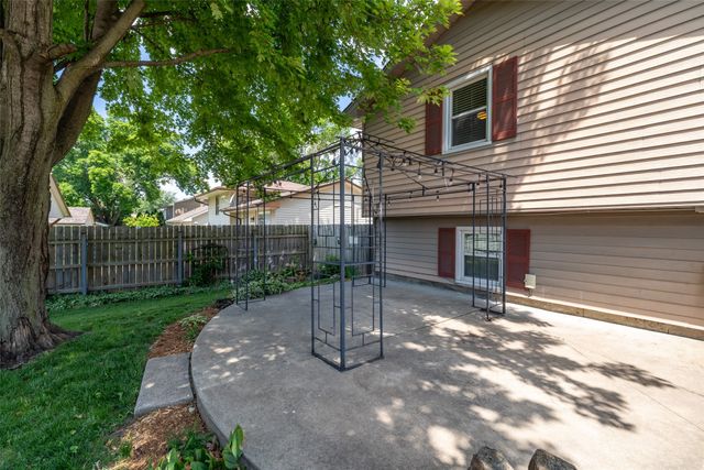 4131 Leyden Avenue, Des Moines, IA 50317