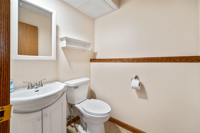 4131 Leyden Avenue, Des Moines, IA 50317